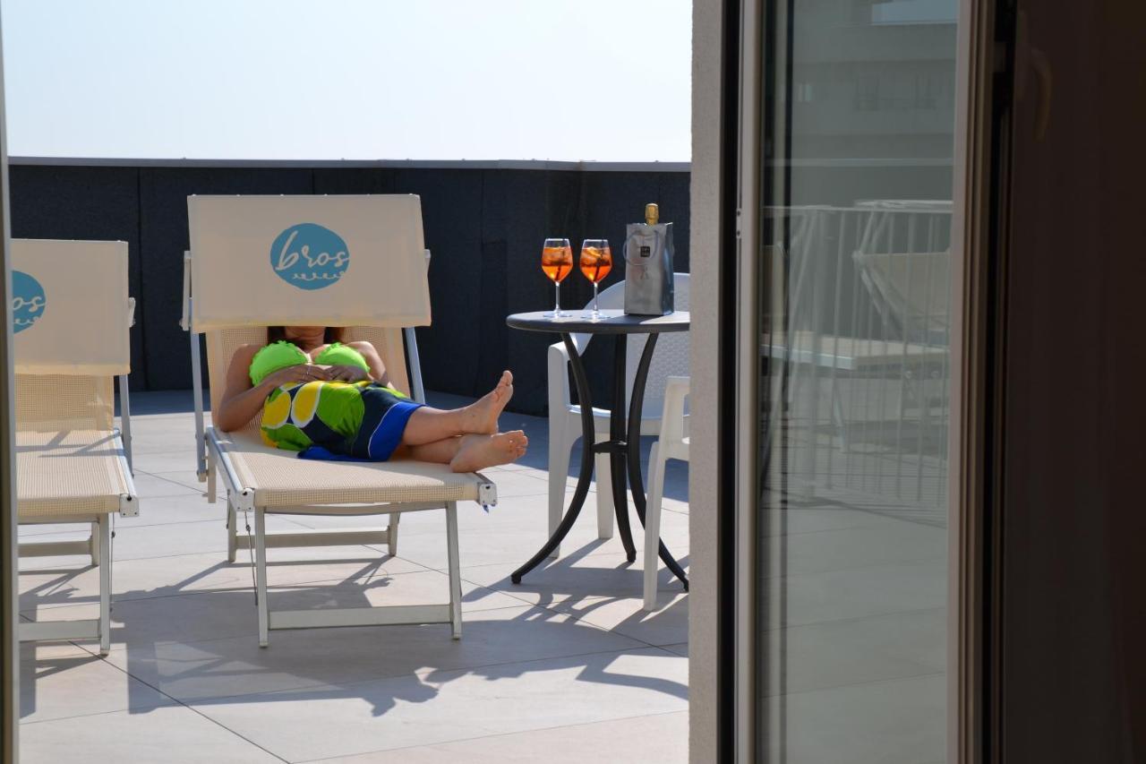 Hotel Villa Del Parco ริมินี ภายนอก รูปภาพ