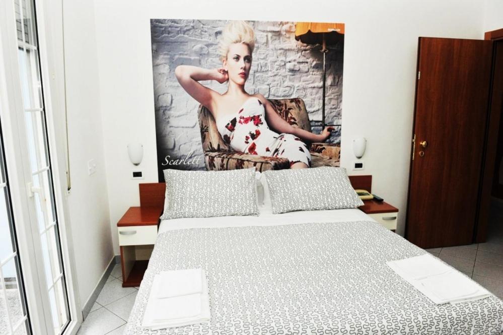 Hotel Villa Del Parco ริมินี ภายนอก รูปภาพ